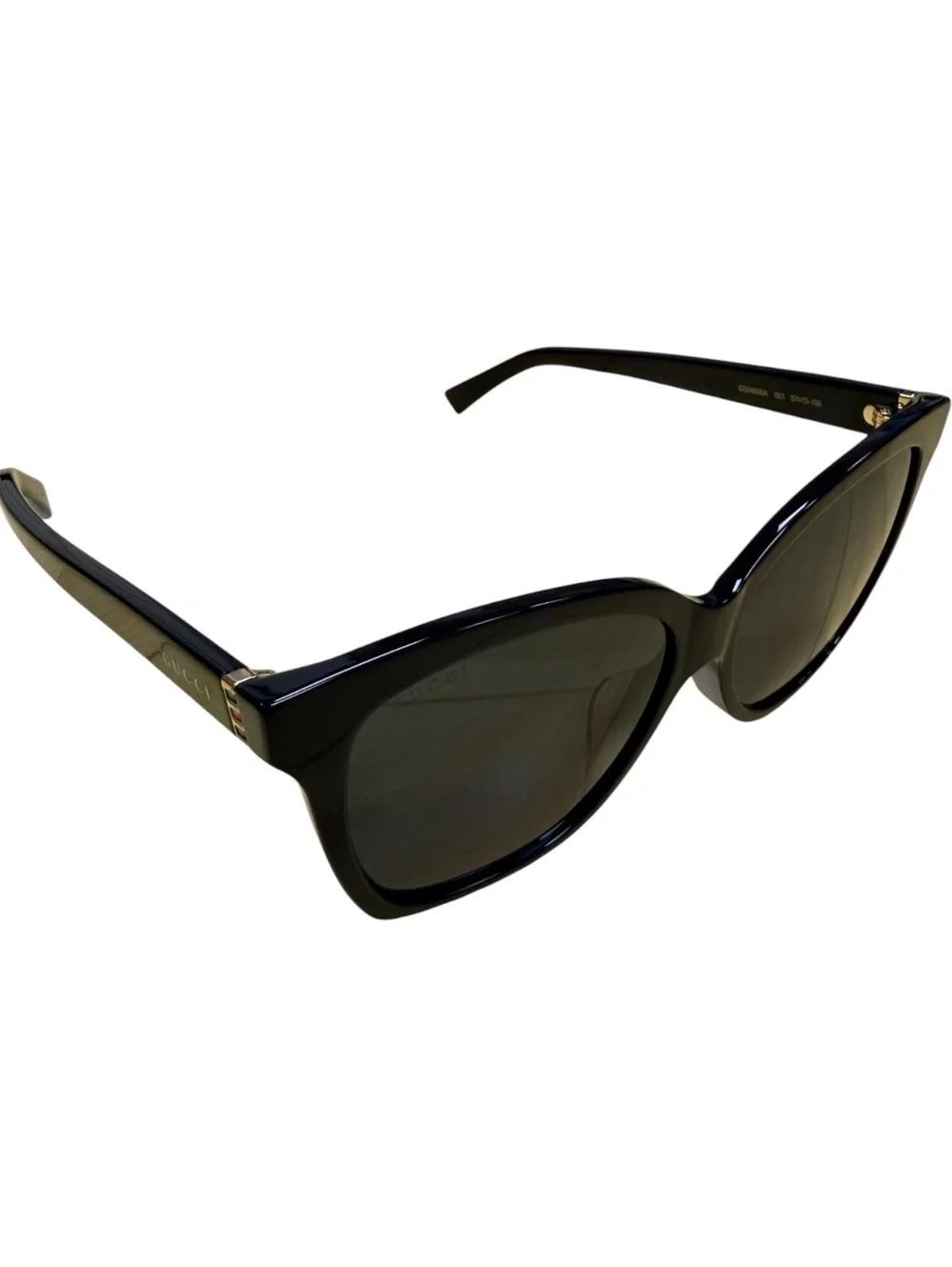 Gucci Black Cat Eye Sunglasses with Case and Cloth